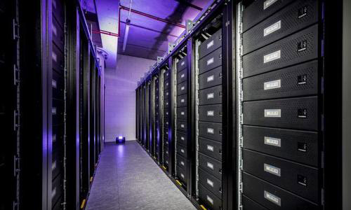 超級(jí)電容器 超級(jí)電容器