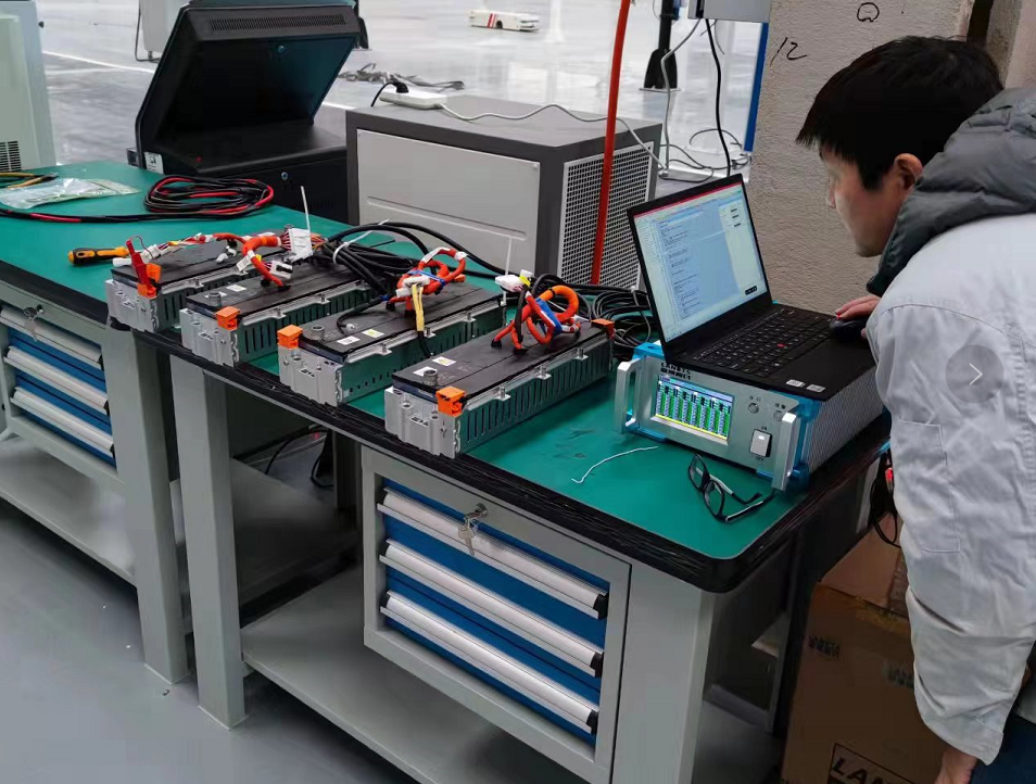 電池均衡儀測試中.png 電池均衡儀測試中.png